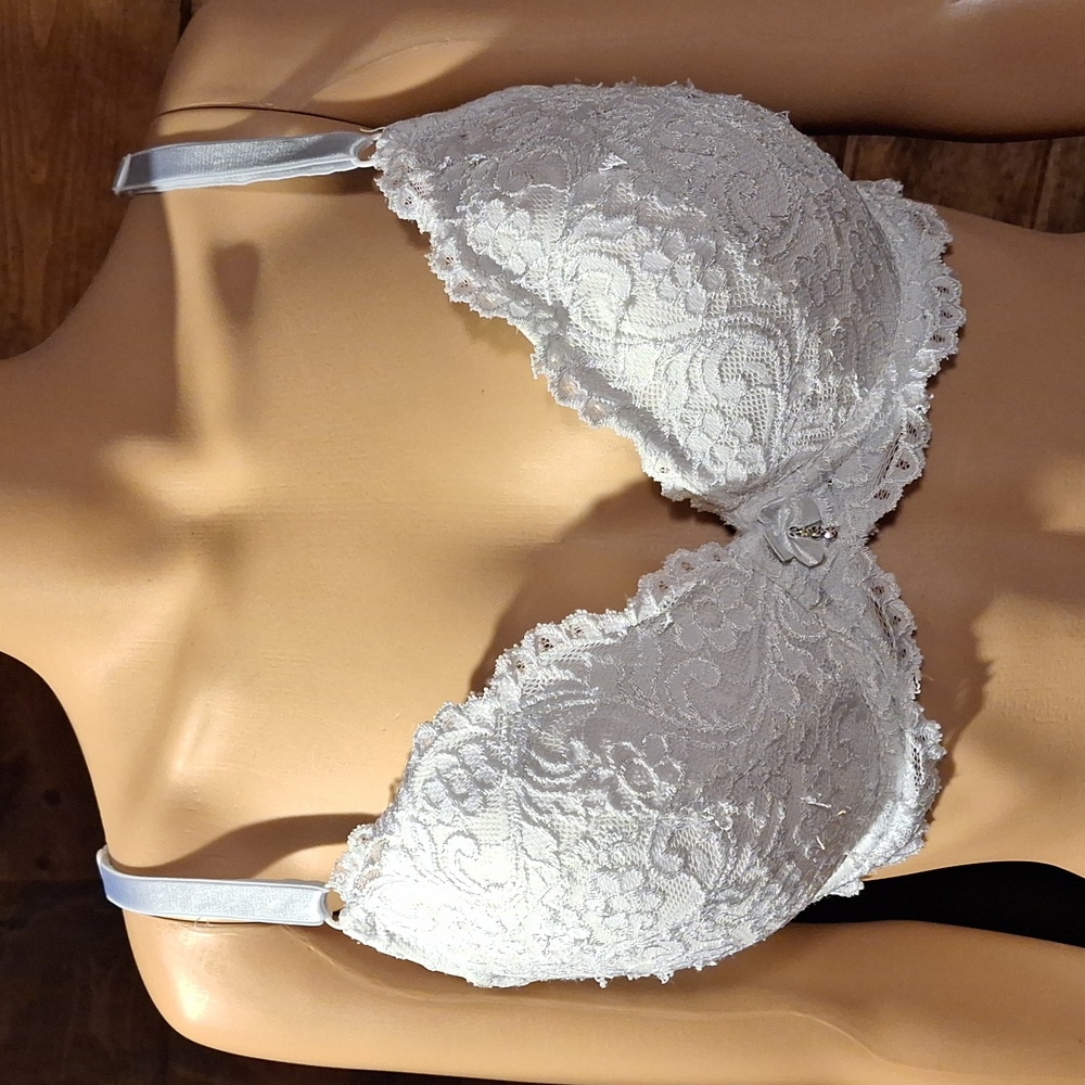 Smart and sexy bra 36C